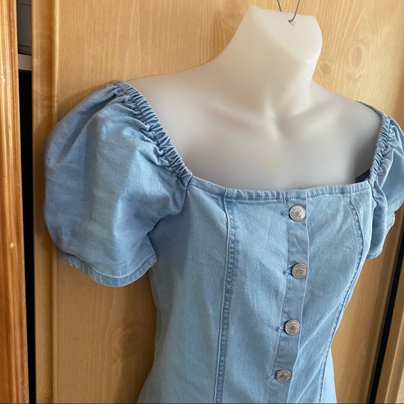 Forever 21 • Denim Chambray Sheath Milkmaid Sleeve Dress - Picture 4 of 11